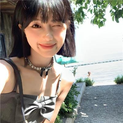 巨蛇闯女校